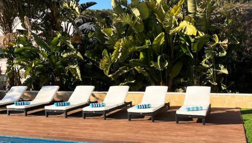 Tranquil large 6 bedroom family Villa sleeps 20 near sitges - Photo 3