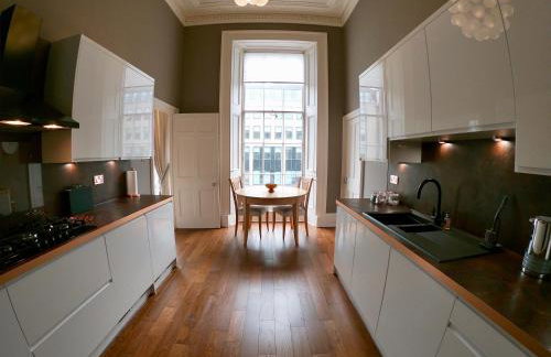 Escape To Edinburgh @ Albyn Place - Foto 14