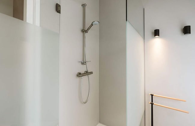 Atmospheric Luxury Sustainable Home With Spacious Garden - Foto 15