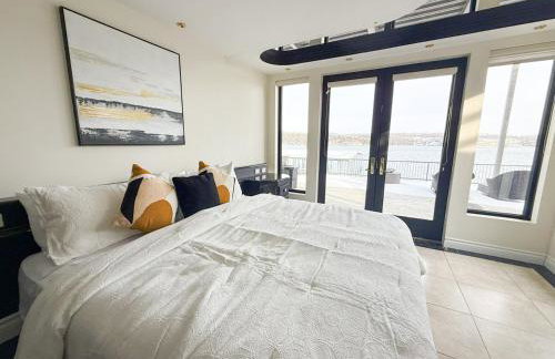 Crystal Palm Lakefront Luxury Home 6 Bed and 5 Bath - Foto 46