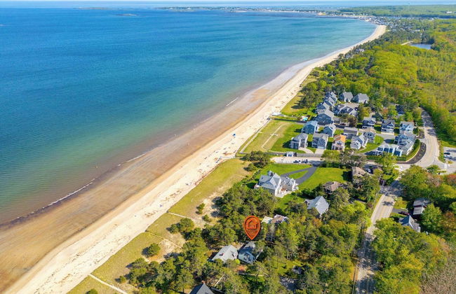 Bayview Beach Cottage For 4! - Photo 42