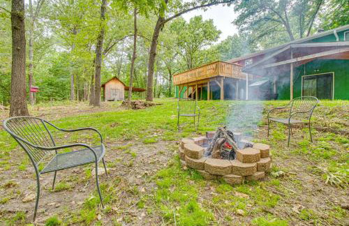 Cotter Home with Deck about 1 Mi to Big Spring Park! - Foto 28