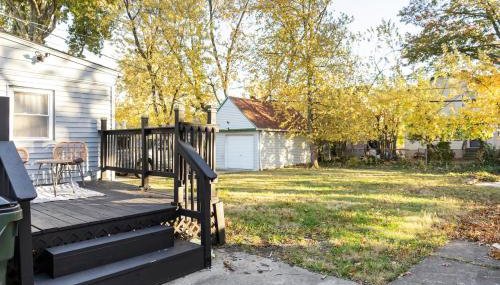 Euclid Near Lake Erie Cleveland king bed - Foto 5