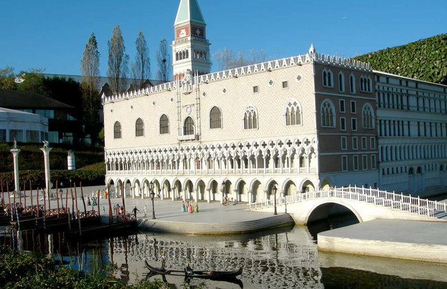 Ingresso do Mini-Europe - Foto 11