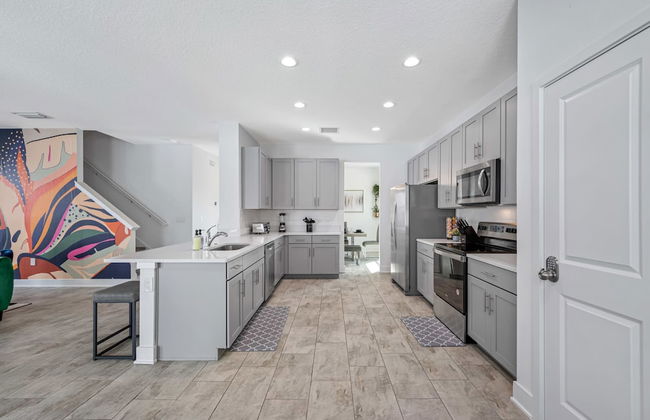 New-6br Discovilla- Sleeps16 Heated Pool & More - Foto 18