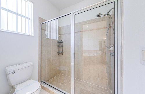 Gorgeous 4 Bedroom, Disney And South Facing Pool - Foto 36