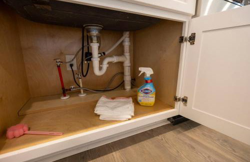 5 Min to Elon - 7 Min to Downtown - Washer and Dryer - Foto 68