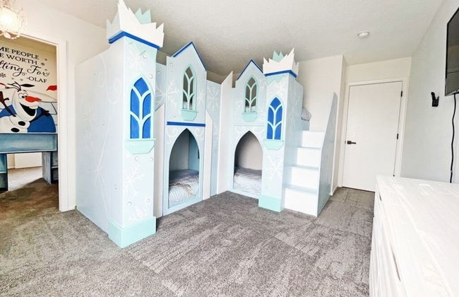 Secret Tunnel House 6 Bedroom Home by RedAwning - Foto 85