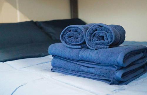 Beautiful Renovated Cozy Forest Home with Hot Tub in Crestline - Foto 44