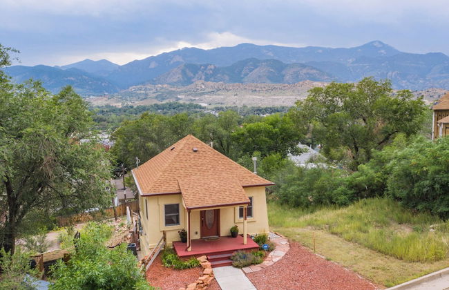 2brdowntown Occmountain Views & Grill - Photo 48