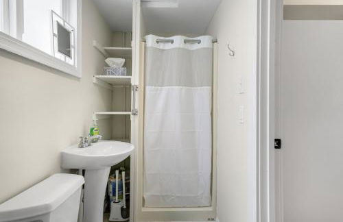 The Beach Peach - Downtown location with new charm! - Foto 16