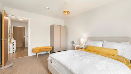 1 Bedroom Apartment near City Airport - Foto 3, wardrobe