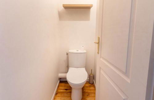 T2 chaleureux au coeur des vignes -vue place de Condrieu-long séjour possible - Foto 24