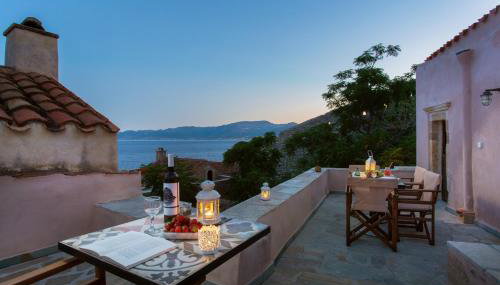 Myrsini's Castle House - Comfortable Residence with Large Balcony & Sea View - Foto 2