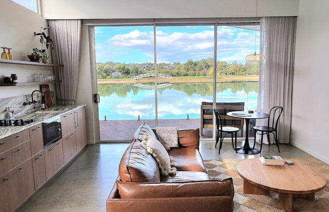 Edge Luxury Villas - Photo 9