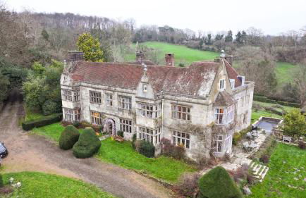 Haremere Hall - A Jacobean Estate of Grandeur - Foto 2