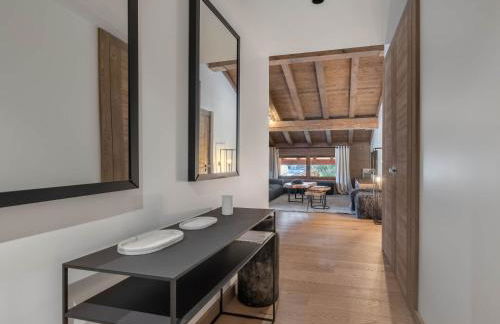 Megeve Luxury Spa Escape with views and parking - Photo 6