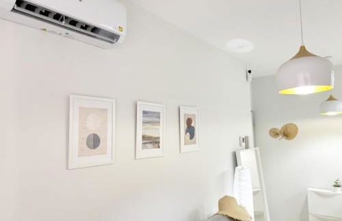 Rastro, Plaza Mayor and Madrid Río - Photo 25