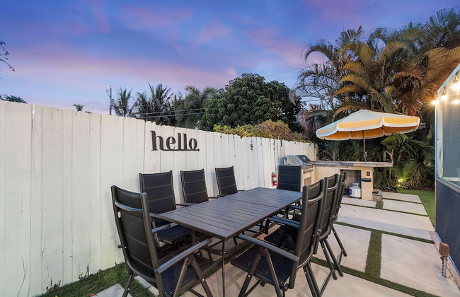 Coastal Retreat Stylish 4 BDR w/ Private Pool! - Foto 47