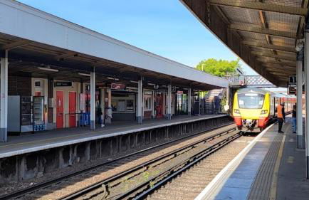 Bright & Spacious Flat, Easy London Access - Foto 13