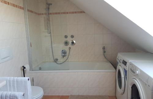 Beautiful 3 rooms apartment 110 m2, kostenloser Parkplatz, großer Balkon - Foto 24