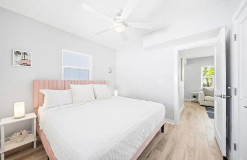 Siesta Key, Heated Pool, Dock on Lagoon, Turtle Beach 1-mile and Crescent Beach 2-miles, 1-bdr - Foto 13