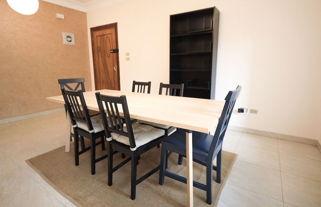 Ivory Petal Bliss 2BR Apt - Foto 36