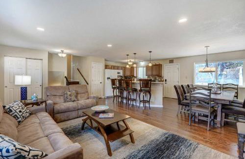 Crestpoint Court Family Multi-Level Near UCCS & BBQ - Foto 11
