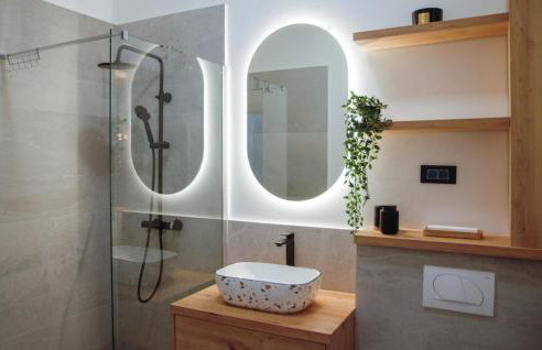 6 Bedroom Awesome Home In Prolozac - Foto 33