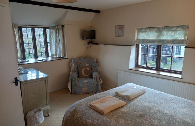 Bickleigh Castle Hotel - Photo 18