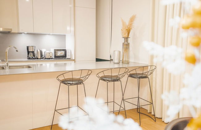 Nasma Luxury Stays - City Walk - Photo 63