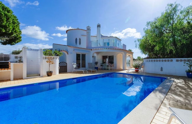 66 ADM Clara Beautifully Renovated Villa - Foto 9