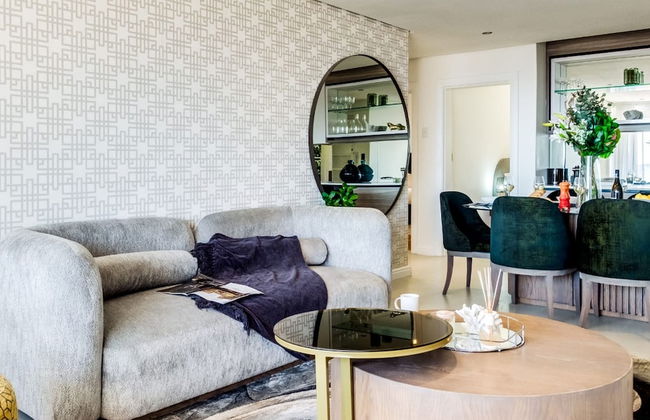 Unwind at Contemporary Alanda Apartment - Foto 2