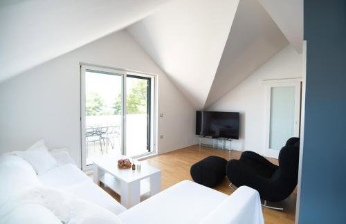 Milic Apartments - by the sea - Photo 9