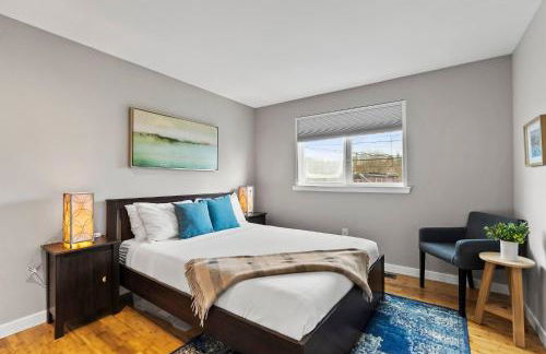 Modern 4BD home in Ballard with A/C, pet-friendly - Foto 20