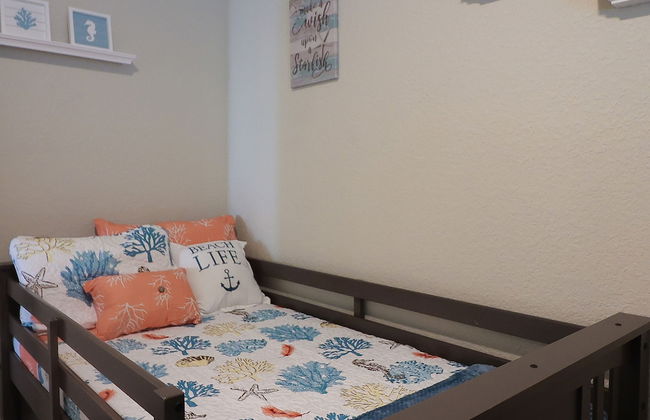 Superb Home With Private Walkover Unobstructed Views - Foto 40