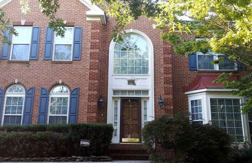 Exquisite & Serene 1 Bedroom, 1 Full Bath Apartment - Foto 1