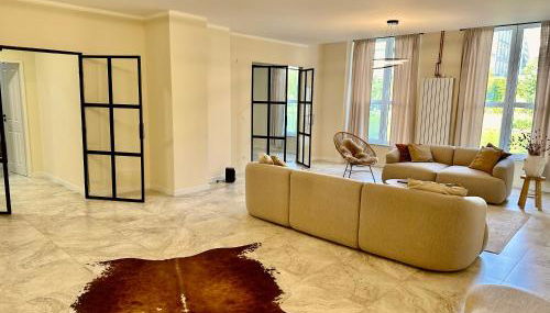 Sanierte 5 Zimmer Luxus Standard Apartment auf 350qm - Foto 5