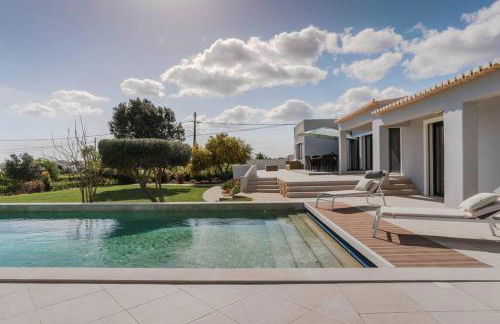 Luxurious 4Bedroom Villa Retreat by Lisbeyond - Foto 1