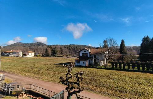 Family 3-Bedroom Apartment near MXP & Lake Maggiore - Parking - Foto 42