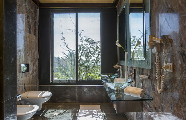 Lahoya Beirut - Photo 28