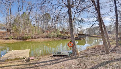 Great for Fishing! Lakefront Studio in Hemphill - Foto 2