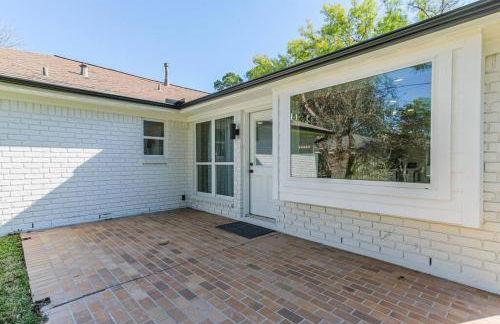 Rena Home Sleeps 8 Yard King Ensuite - Foto 19