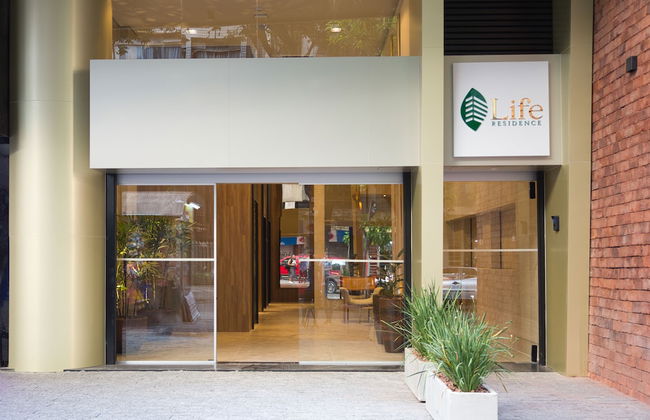 Life Residence - Photo 1