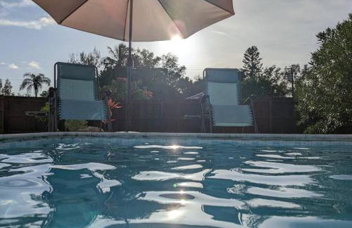 Pool home on the Bay, large private yard near AMI - Foto 3