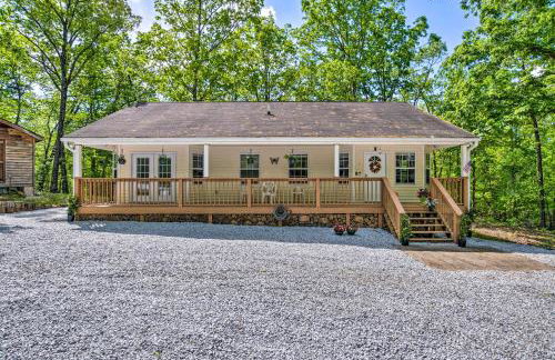 Fish, Hike and Explore! Family Tamassee Getaway - Foto 2