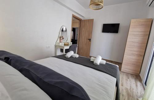 Mika's B luxury House near Faliraki - Photo 48