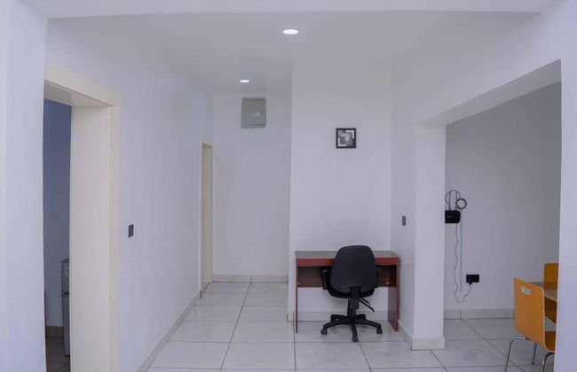 Bamgbose Apartments - Sleeps 2 - Parking - Wifi - Foto 7