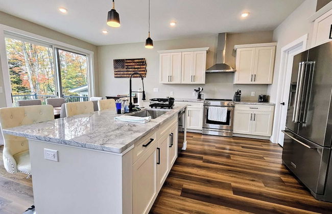 Lakeside Serenity by Avantstay Lakefront, Newly Built, Deck w/ Views! - Foto 15