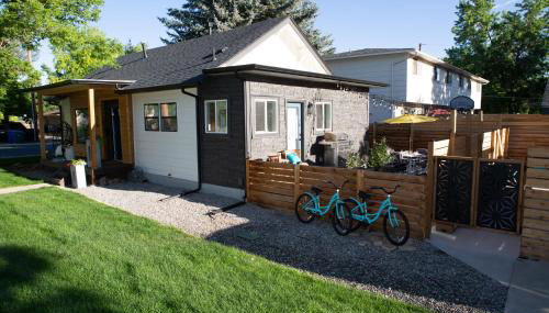 Cozy Bungalow Hot Tub & Fire Pit, Walk Downtown - Foto 2